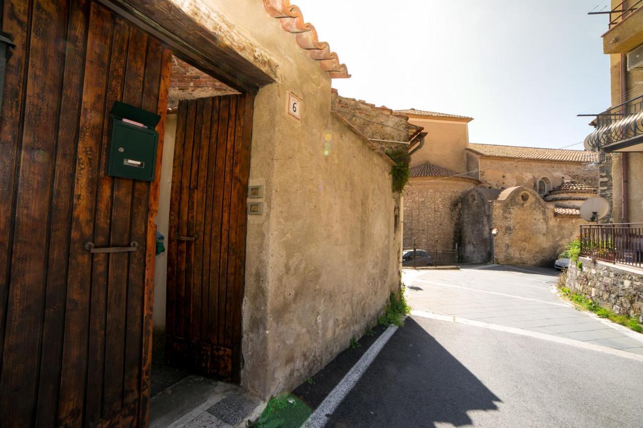 Adelina E Il Bosso Apartment Policastro Bussentino Luaran gambar